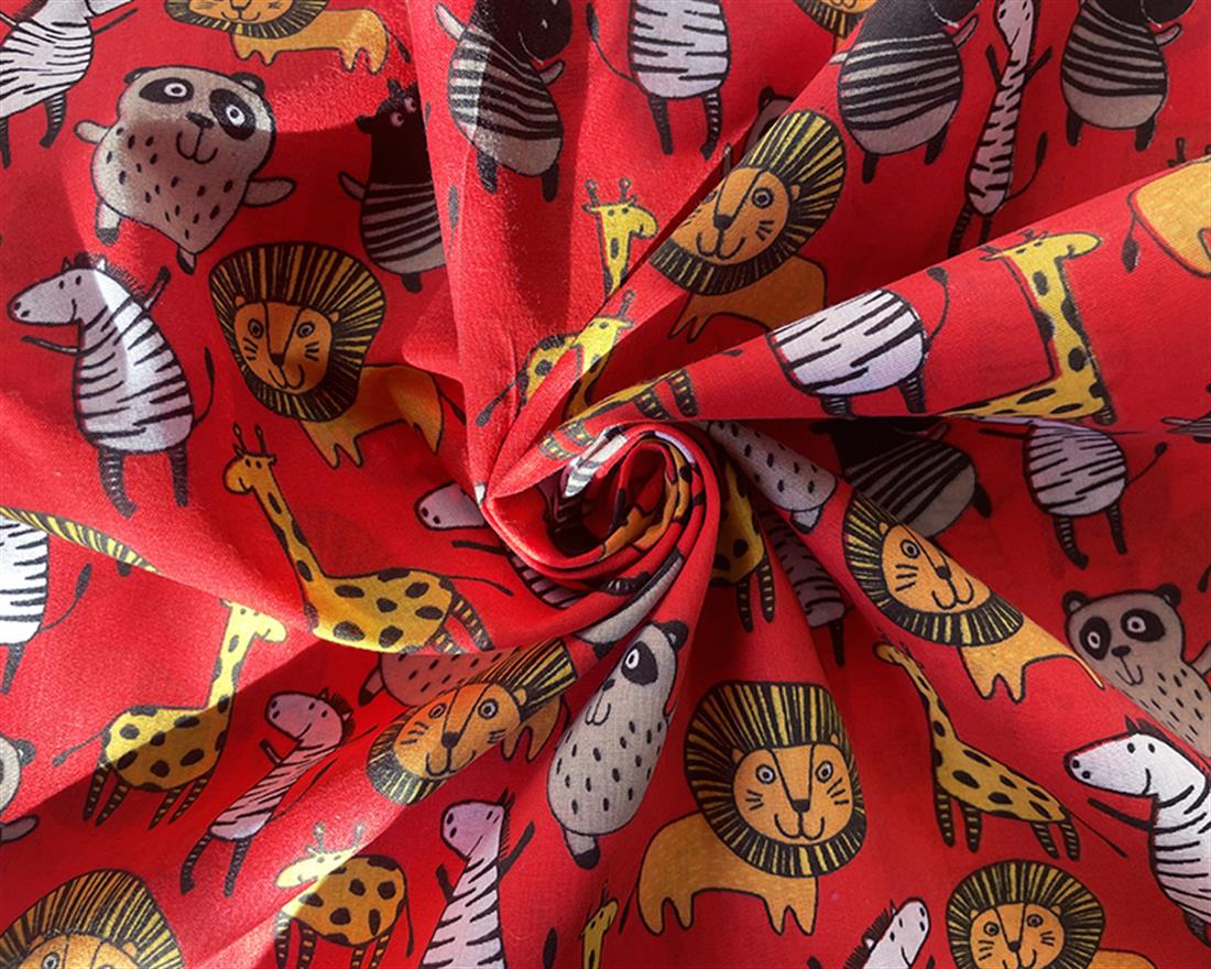 Jungle Polycotton There's a Rumble in the jungle!Featuring a Fun…