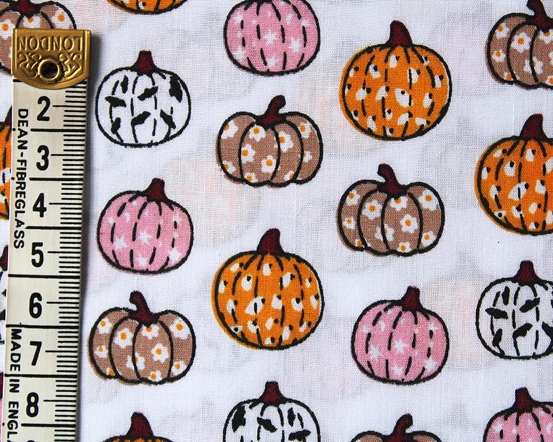 MP Polycotton Festive Pumpkins Mixing Polyester and Cotton Together…