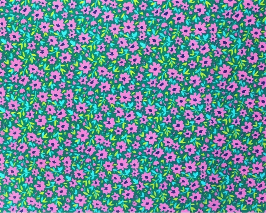 Mindy Polycotton Daisies Is a Lightweight Printed Fabric
