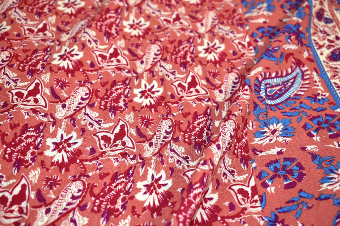 Printed Polyester Viscose Fabric