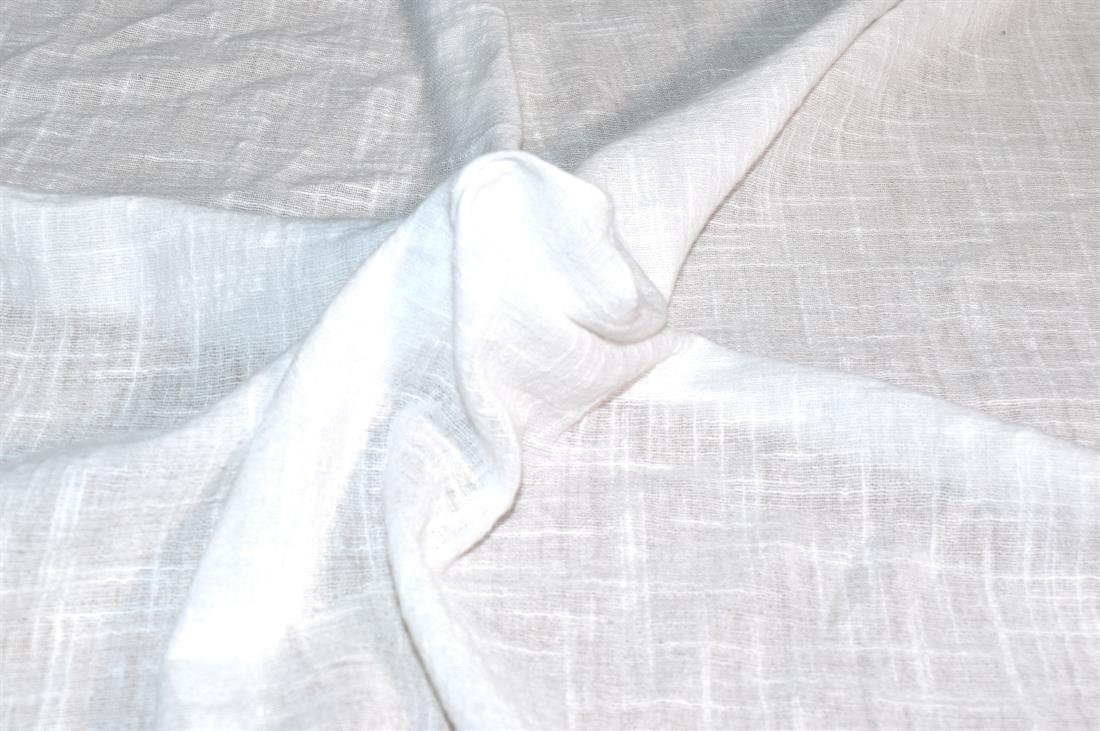 White Plain Polyester Woven Fabric