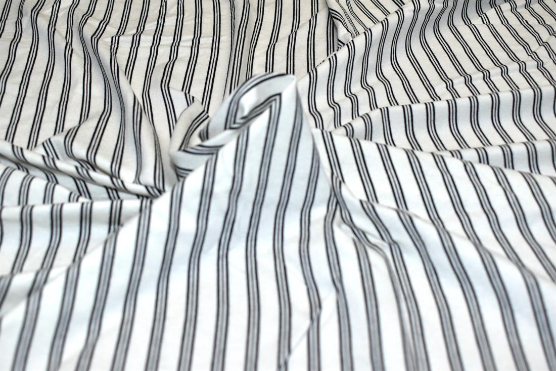White & Black Plain Polyester Jersey Fabric