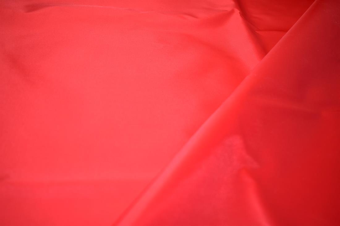 Red Plain Polyester Waterproof Fabric