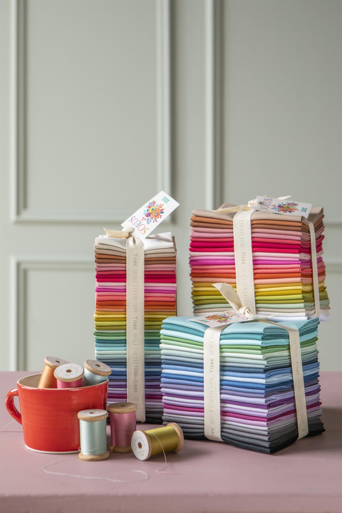 Permanent: Solid Colour: 50 x 55cm: Bundle of 25 Cotton Fat Quarter…
