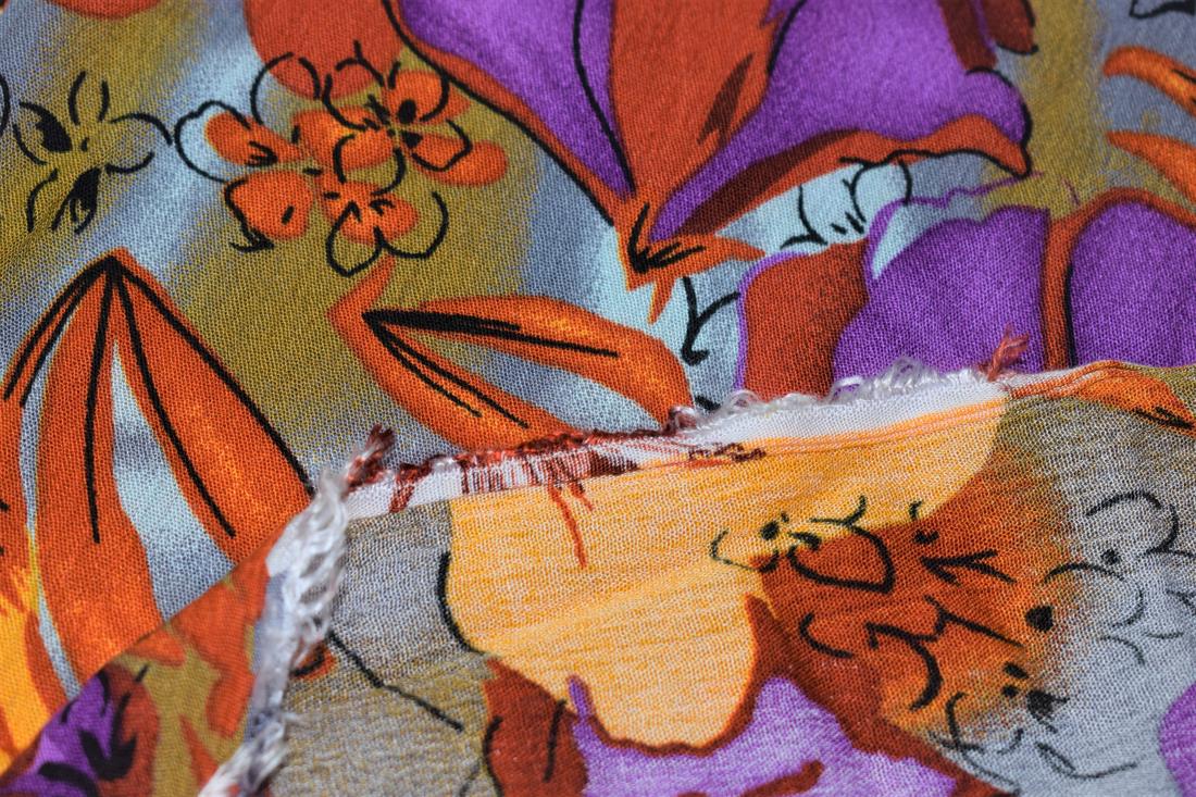 Light Grey Printed Rayon/Viscos Fabric, Tropical Flower Design