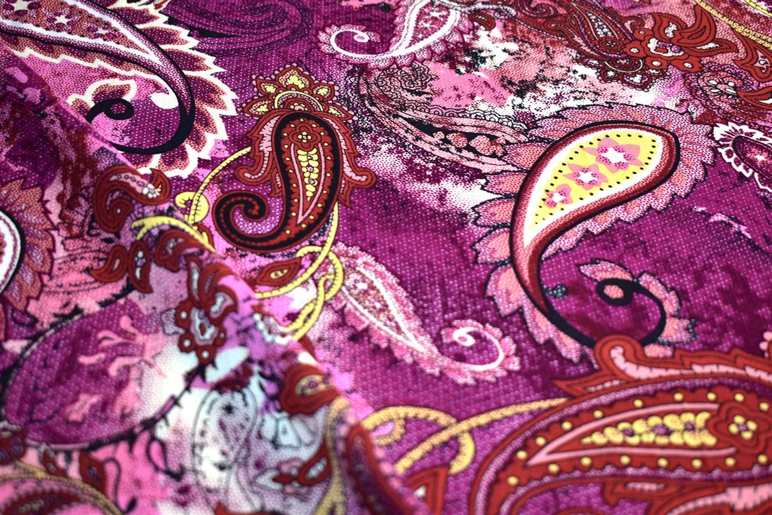 Printed Paisley 100% Viscose Fabric Material