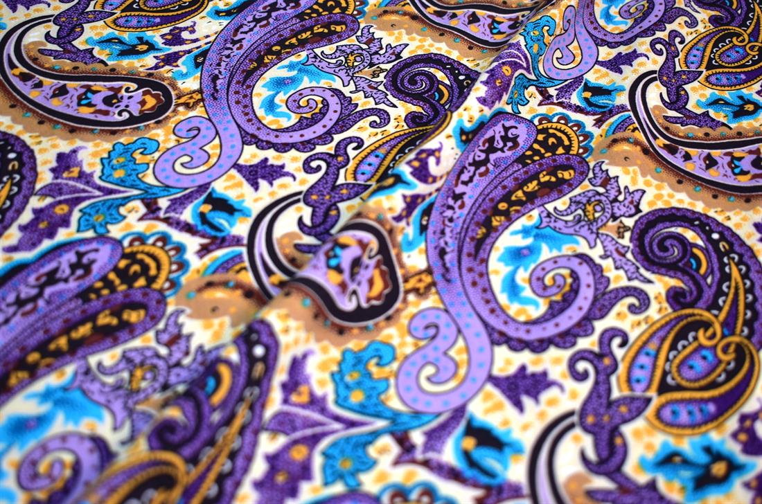 Printed Paisley 100% Viscose Fabric Material