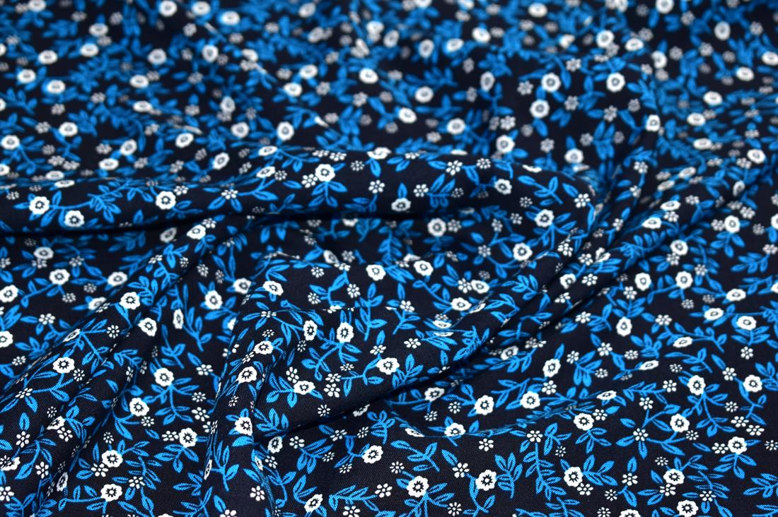 Blue Printed Floral 100% Viscose Fabric Material