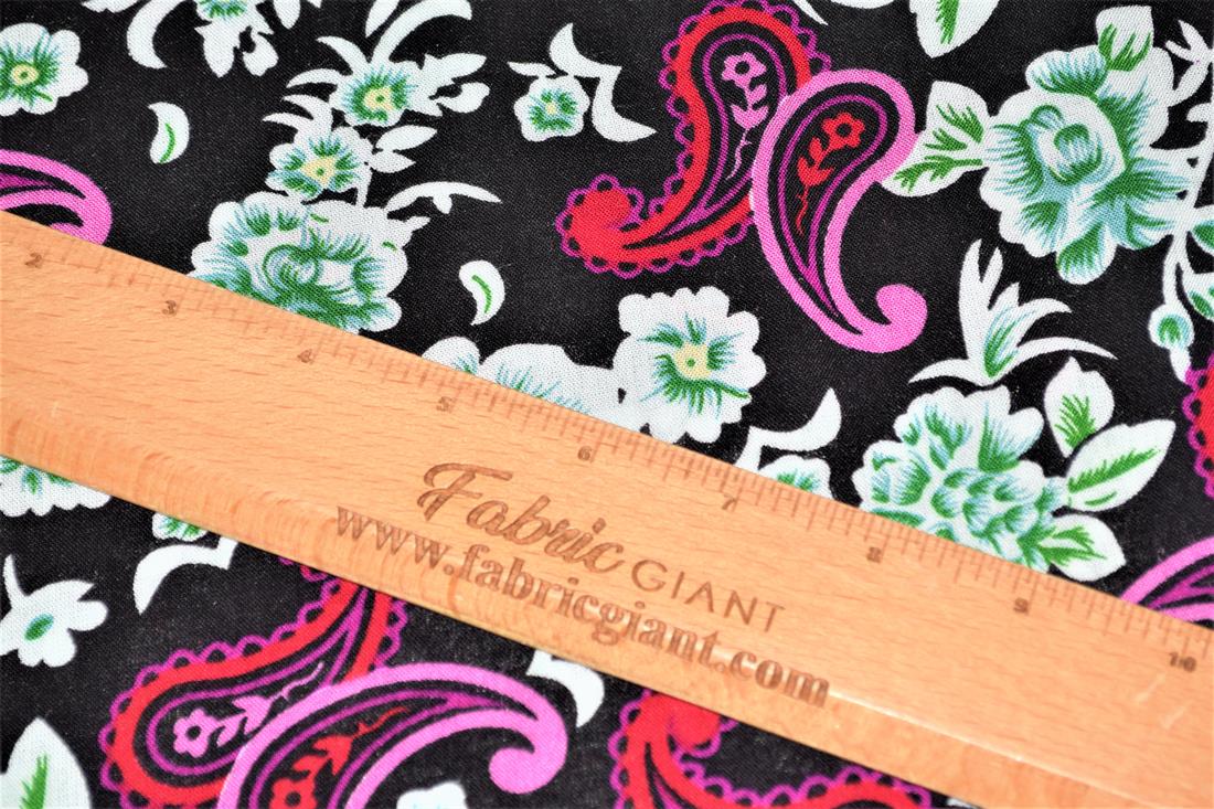 Black & Fuchsia Printed 100% Viscose Fabric