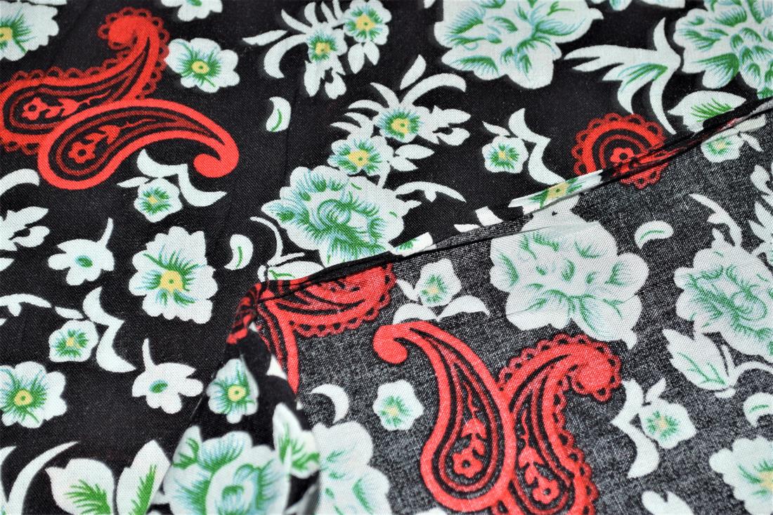 Black & Red Printed 100% Viscose Fabric, Floral