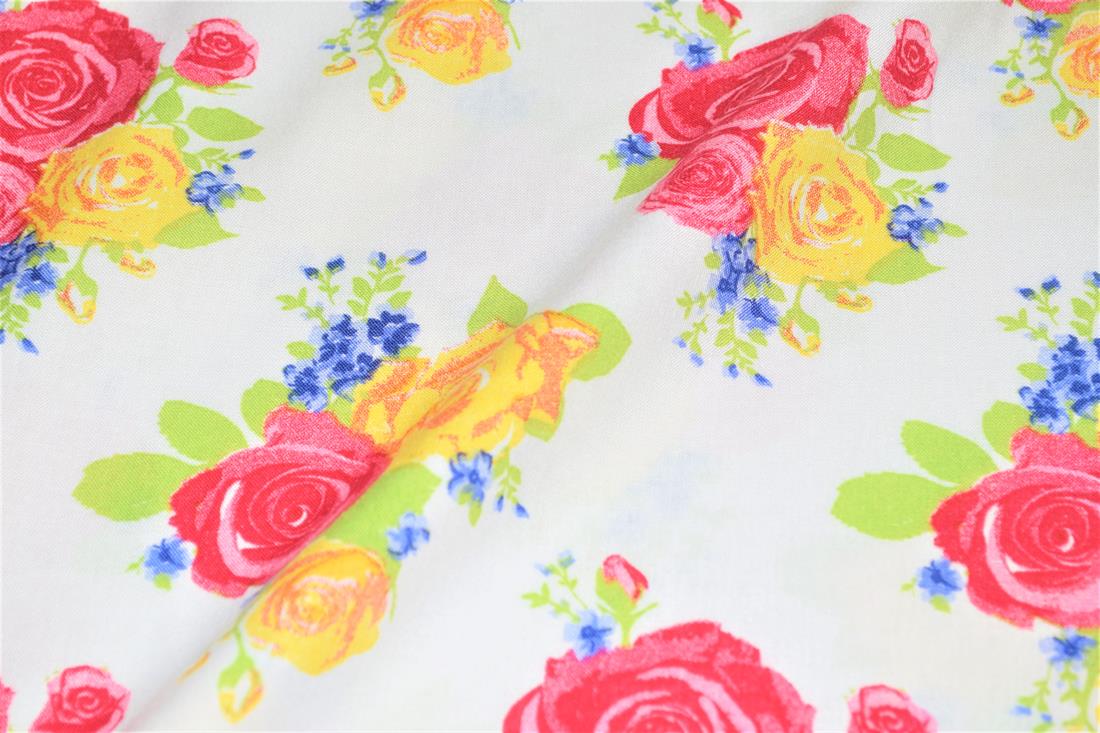 Off White Printed 100% Viscose Fabric, Floral
