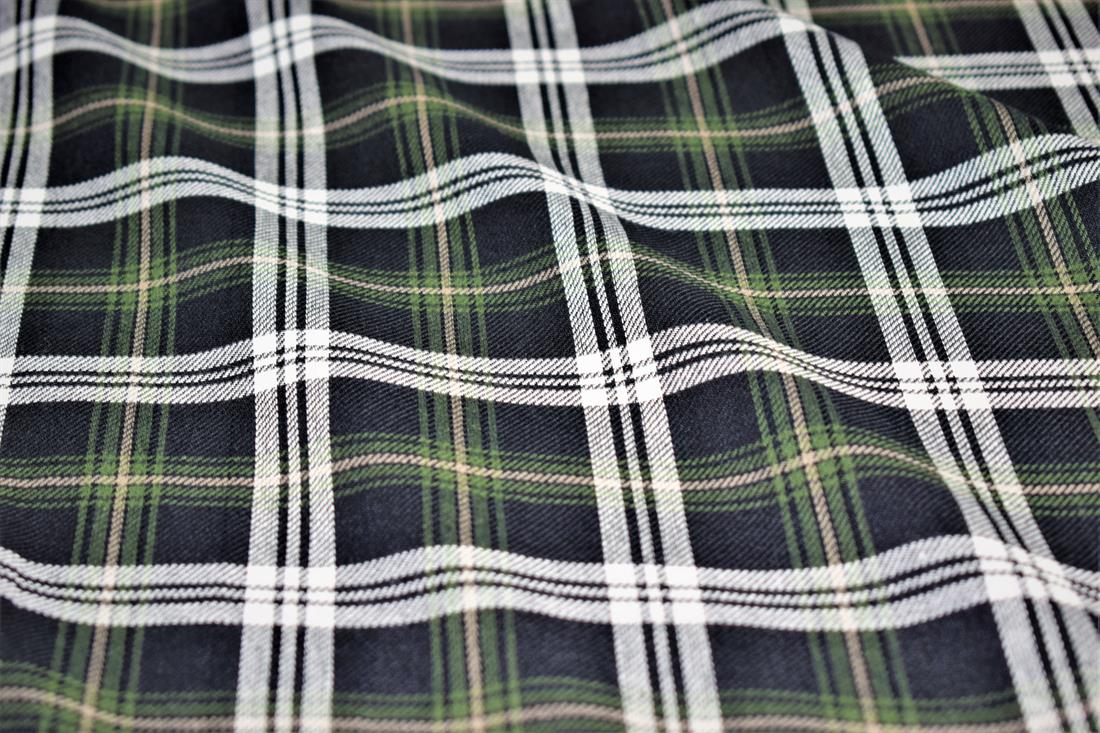 Green & Black Tartan Check Print Yarn
