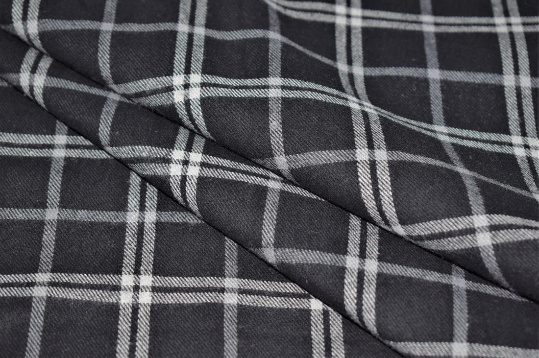 Black & White Yard Dyed Tartan Check Print Yarn