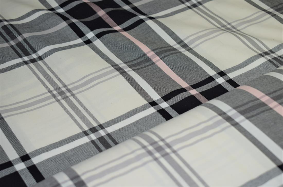 Black and White Check Print Yarn