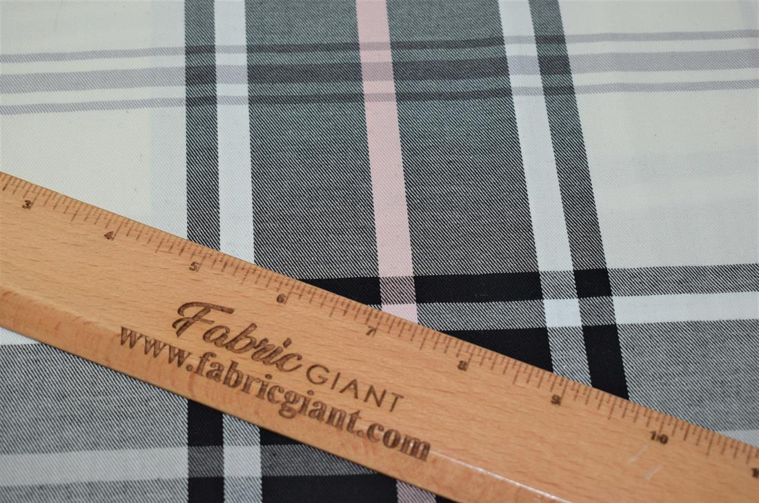 Black and White Check Print Yarn