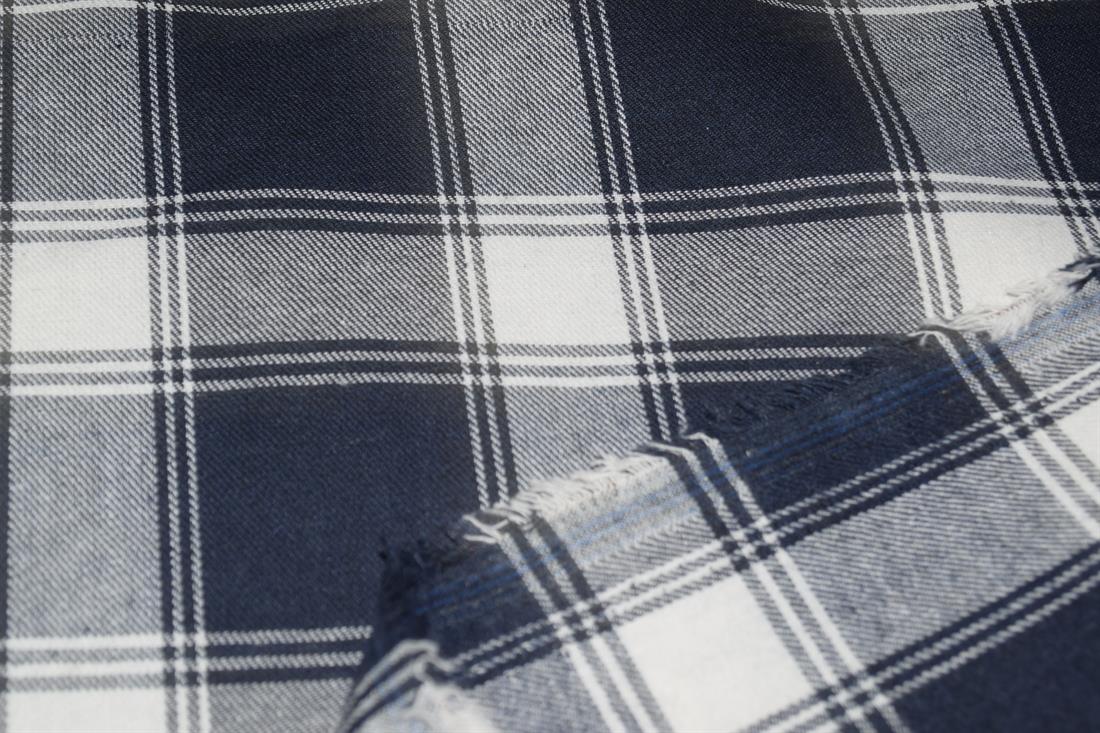 Blue Navy Tartan Yarn