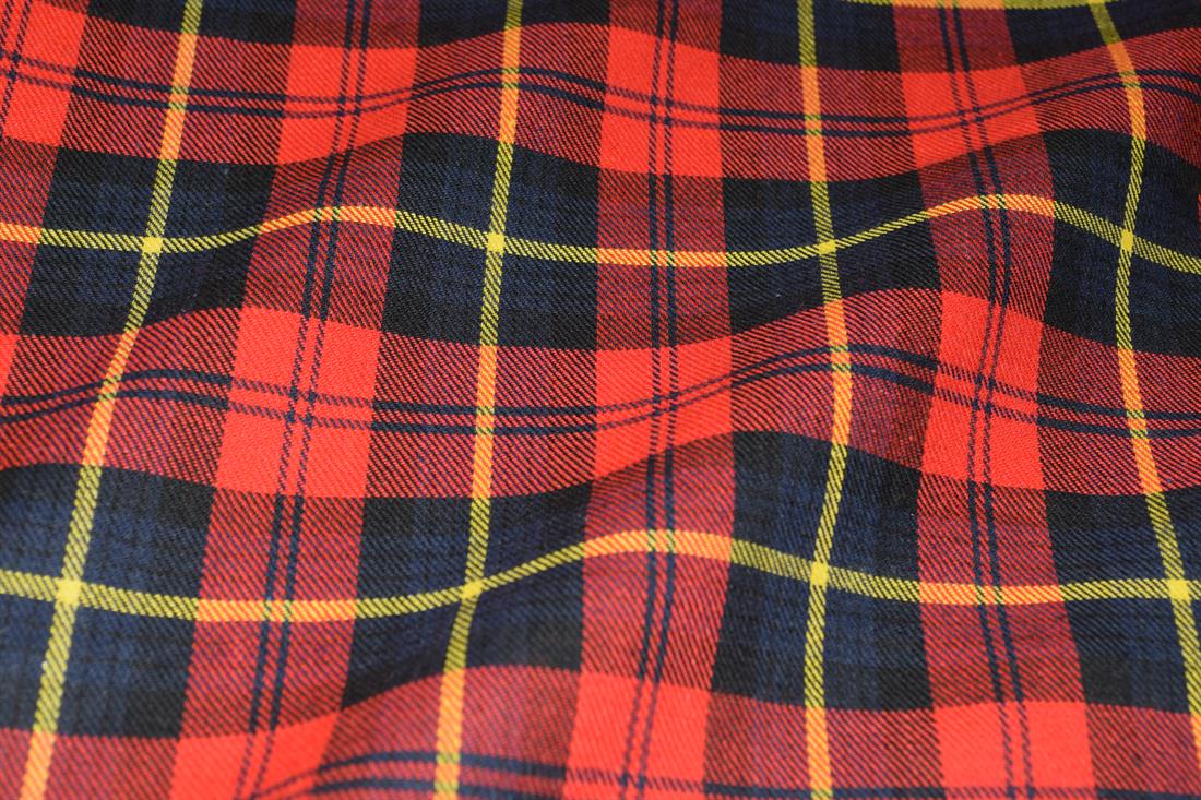 Red Tartan Check Yarn