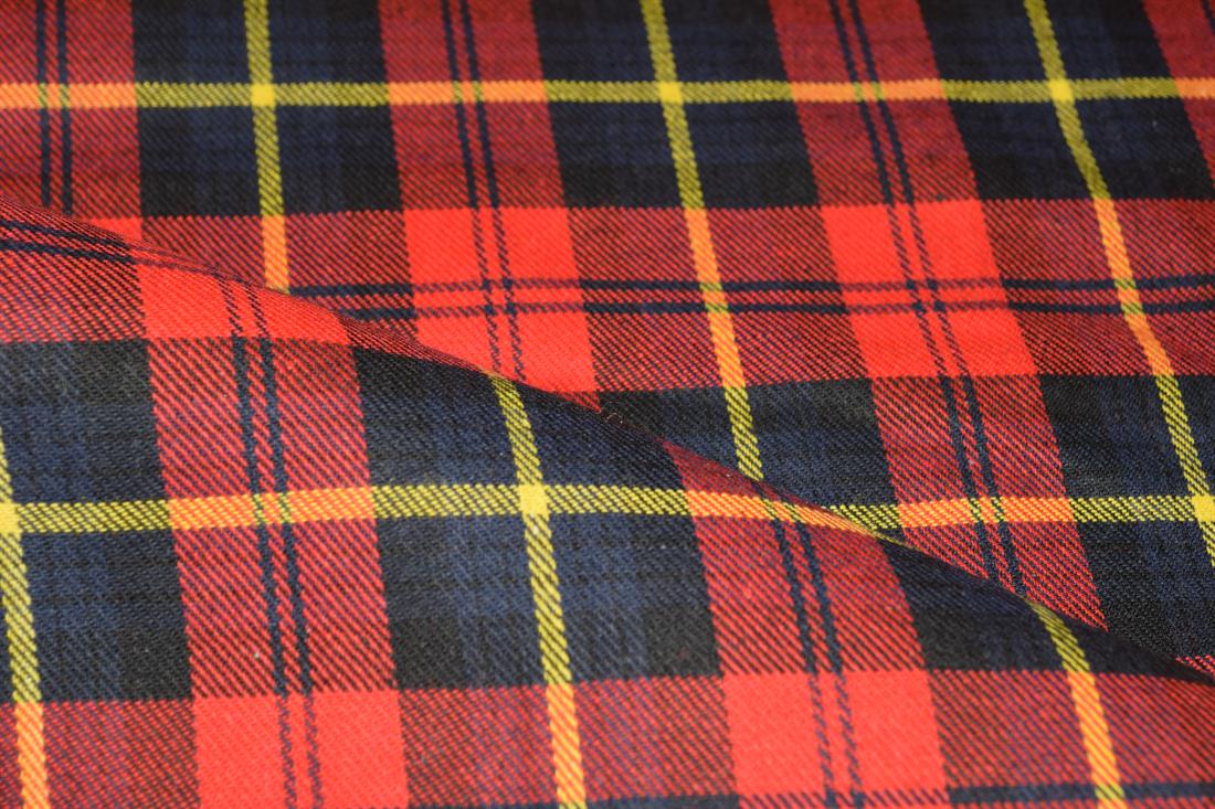 Red Tartan Check Yarn