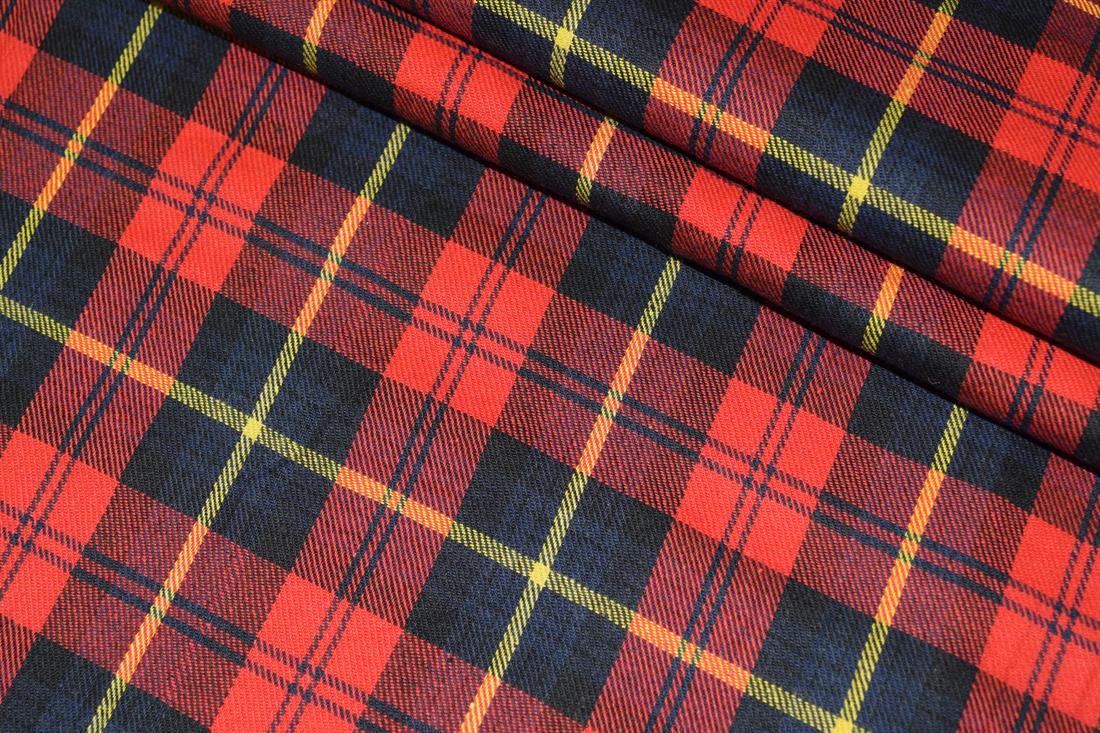 Red Tartan Check Yarn